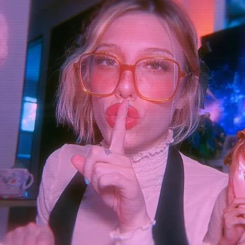 Elle Marz