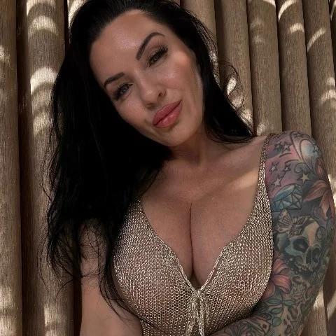 Malina Lay