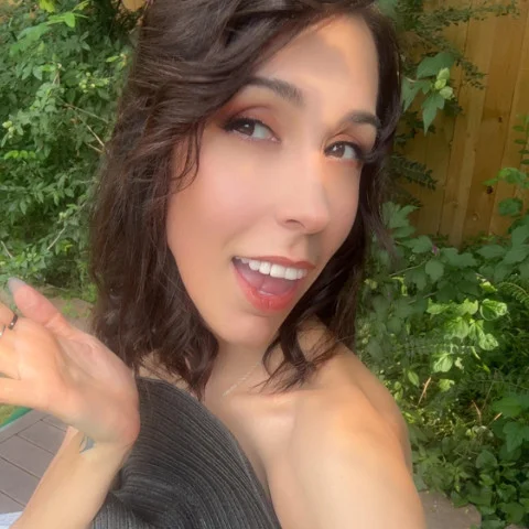 Scarlett Foxx